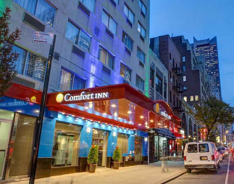 Ramada By Wyndham New York Times Square West Hotel Exterior photo